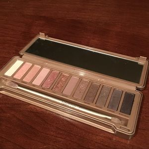 Urban Decay Naked 3